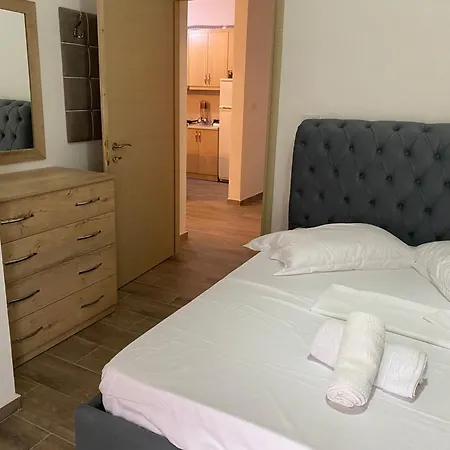 Mateo Apartment
